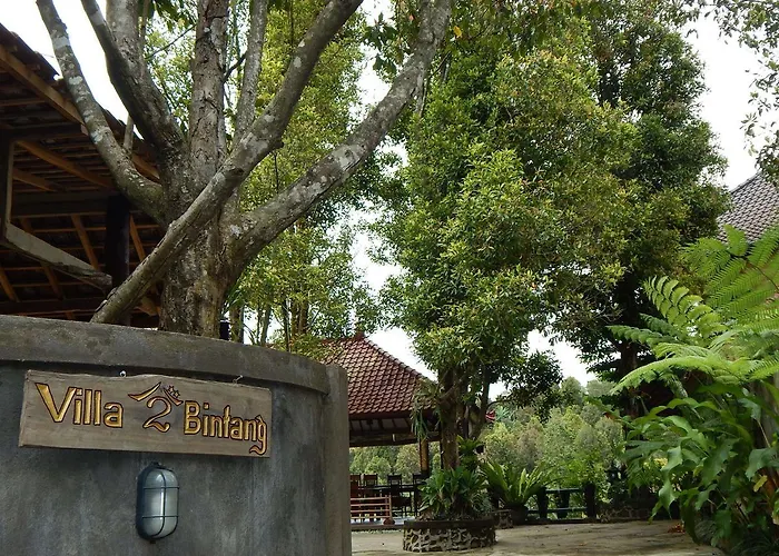 Dua Bintang Gasthof Munduk